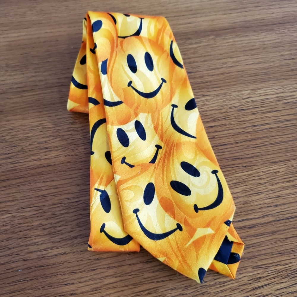 Vintage Steve Harris Yellow Happy Face Novelty Tie